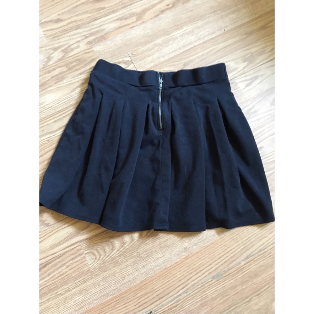 American Eagle Frilly Skirt